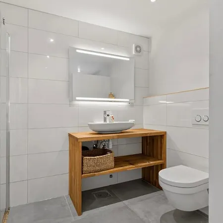 וילה Moderne Med Havutsikt 5 Min Fra Krs Sentrum Med 4 Soverom *